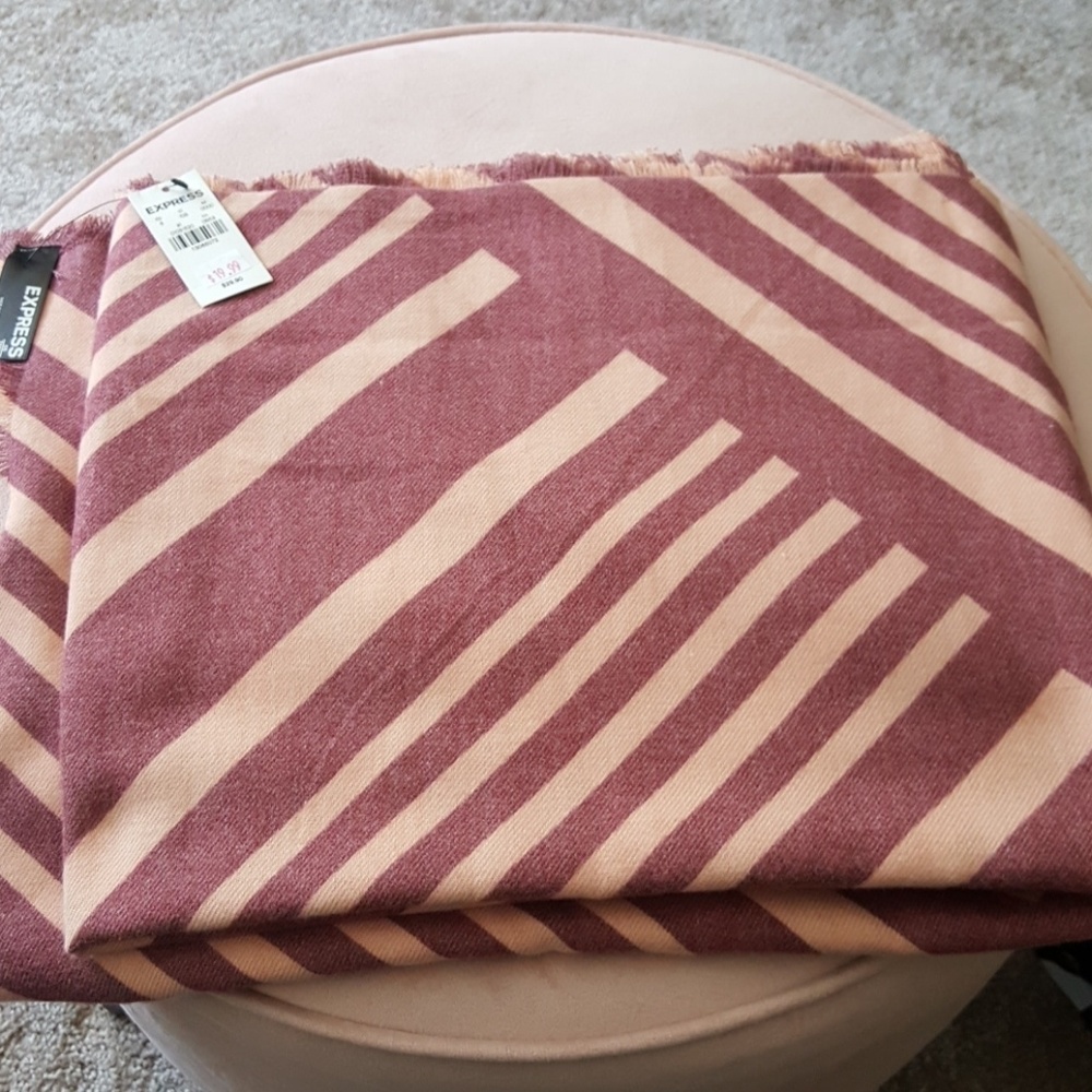 Express Scarf